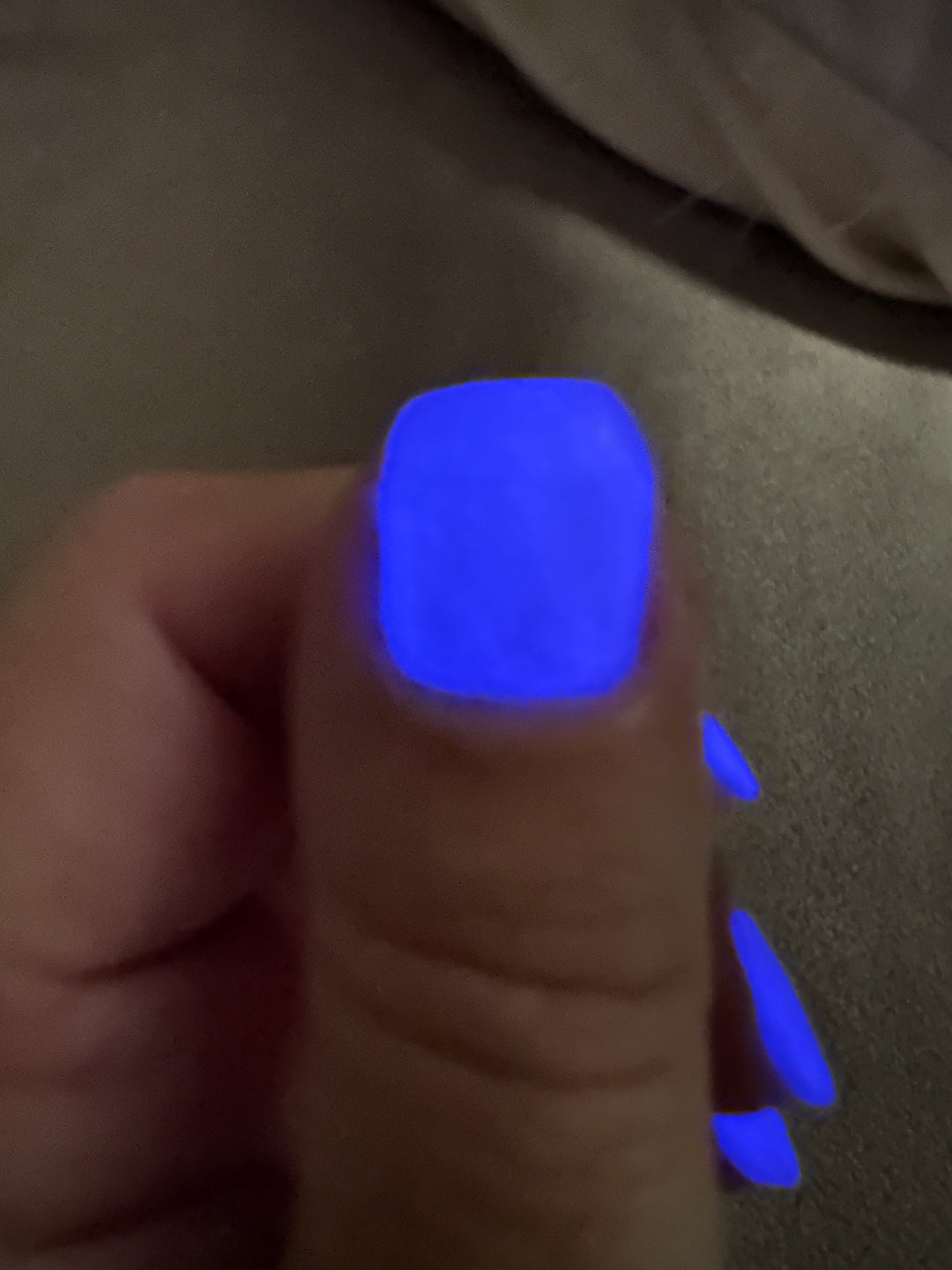 Day 8 - Icy Illusion (Glow) (Gel)