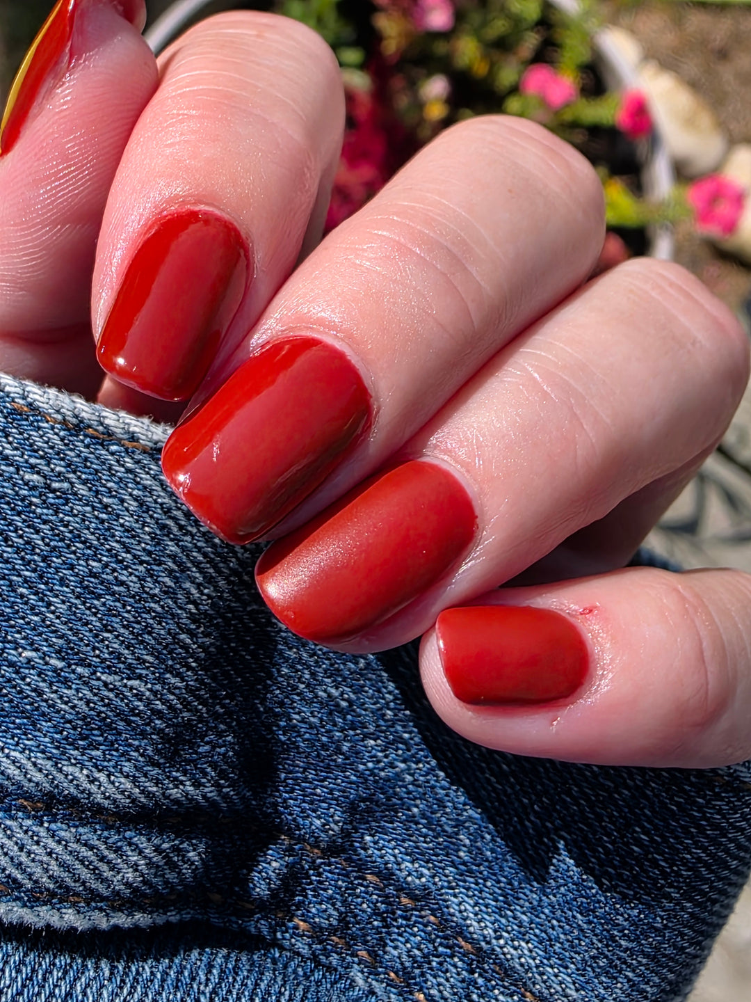 Whispers Of The Castle (Gel)