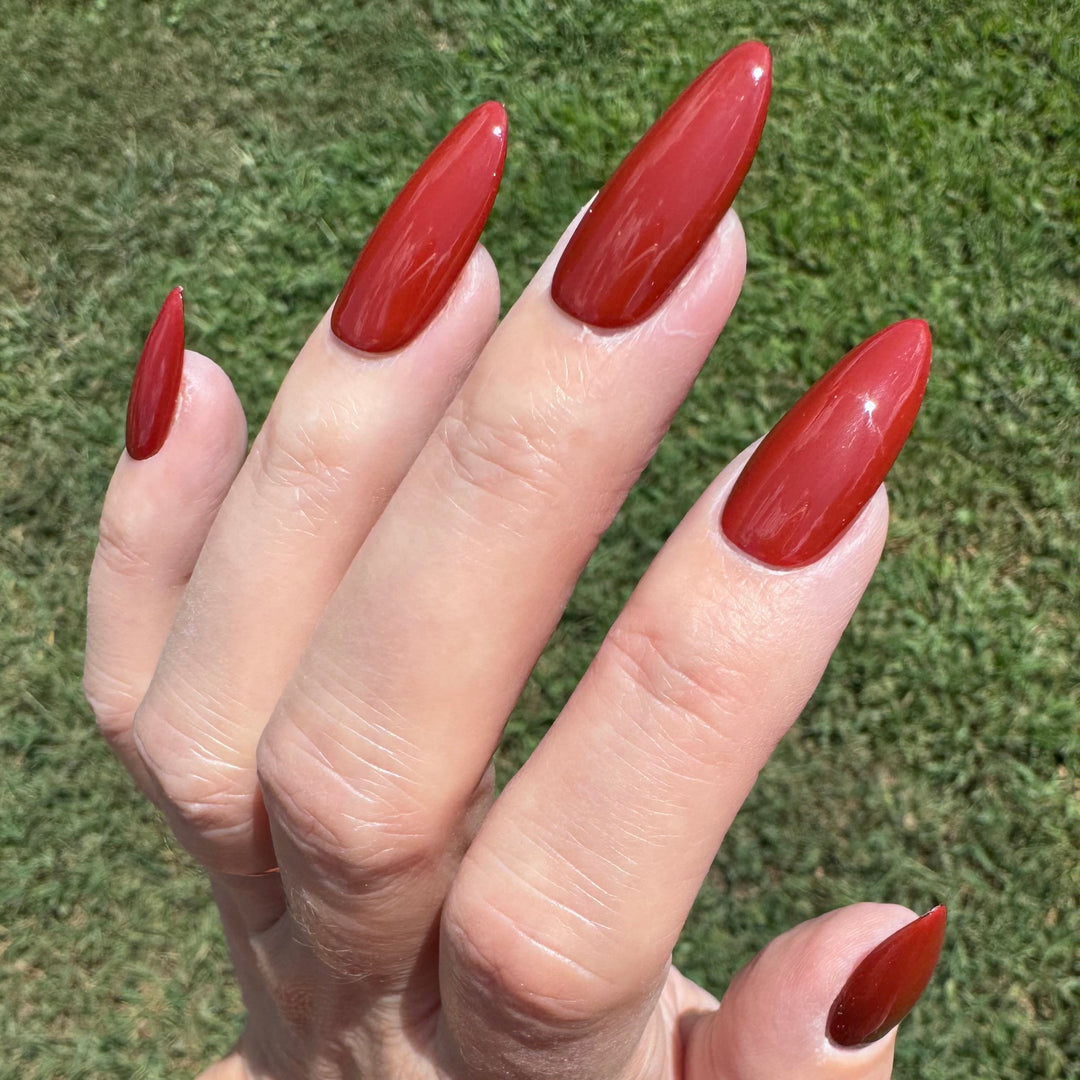 Whispers Of The Castle (Gel)