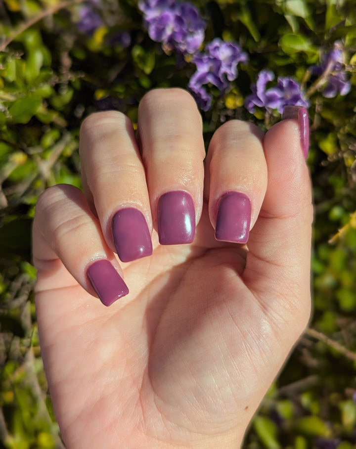 Day 6 - Shifty Little Thing (Gel)