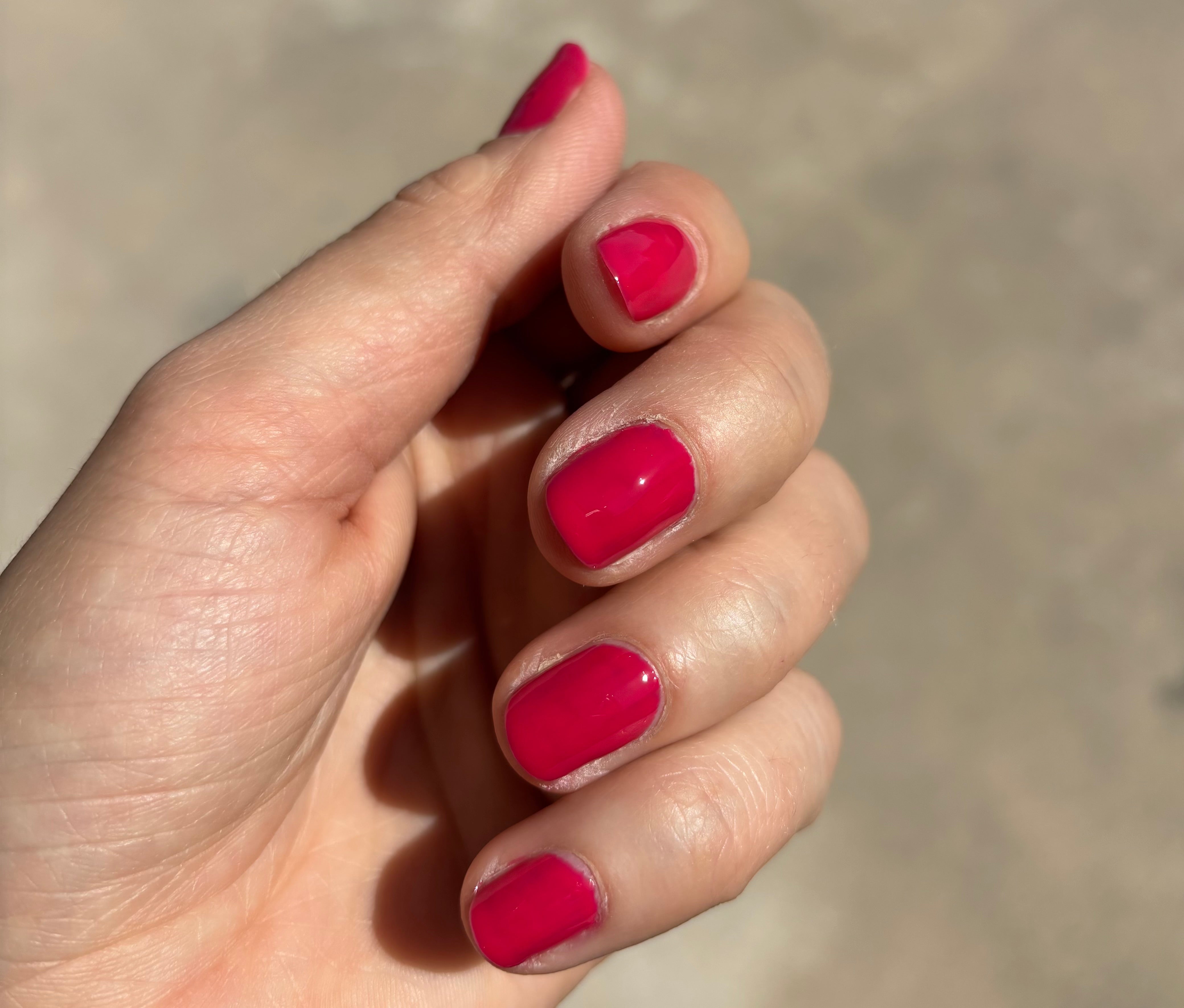 いちご　シェリースキン PICK ME STRAWBERRY SWEATER - MAGENTA — Hale House Boutique