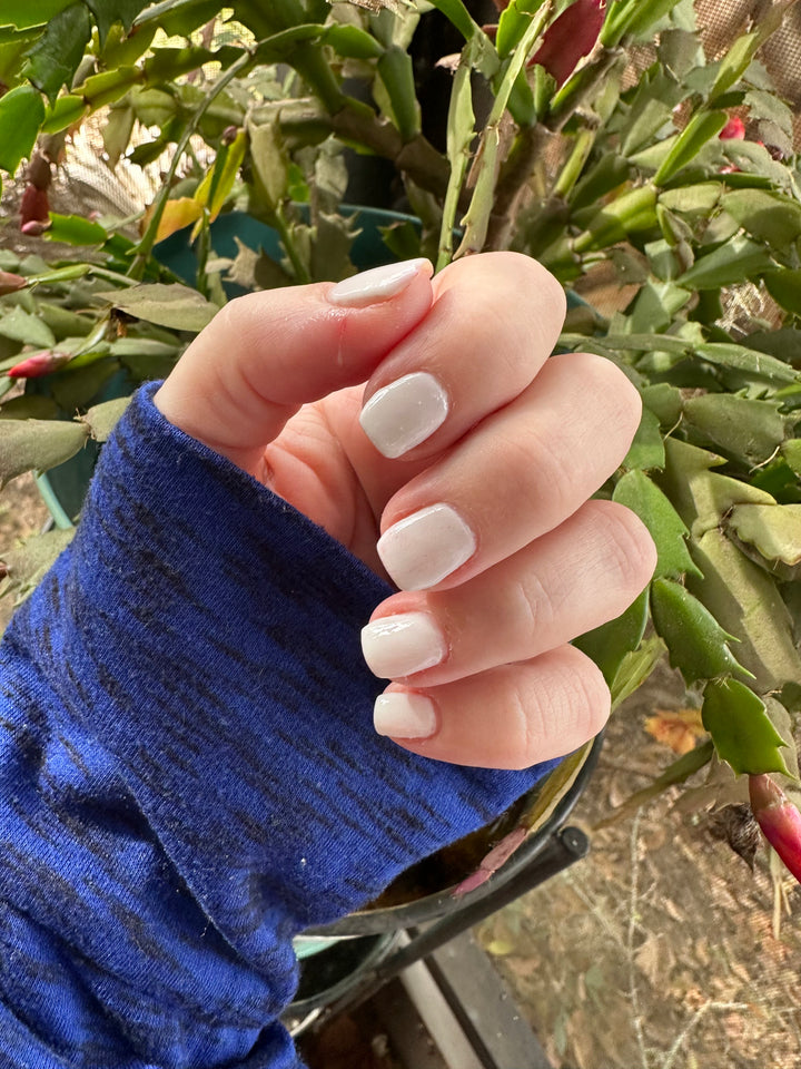 Day 8 - Icy Illusion (Glow) (Gel)