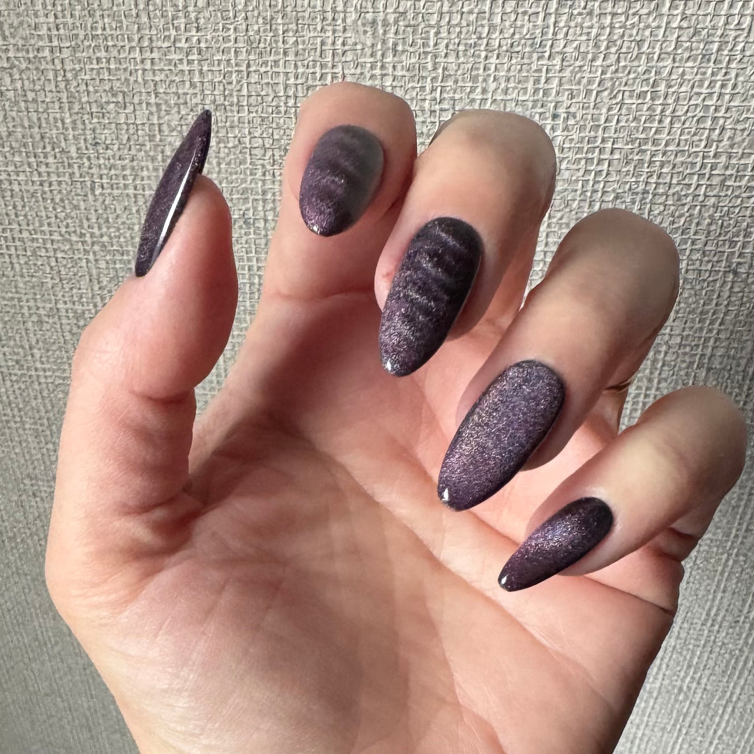Devil In The Details (Magnetic) (Gel)