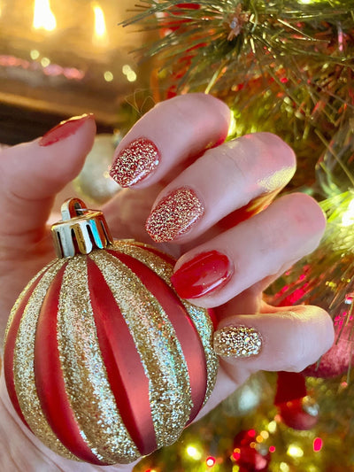 MERRY & BRIGHT (R)