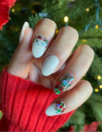 TREAT YO'ELF (R)