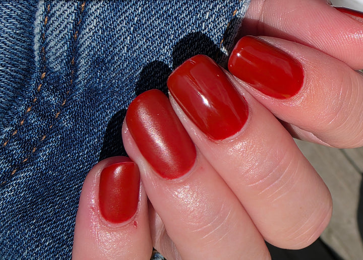 Whispers Of The Castle (Gel)