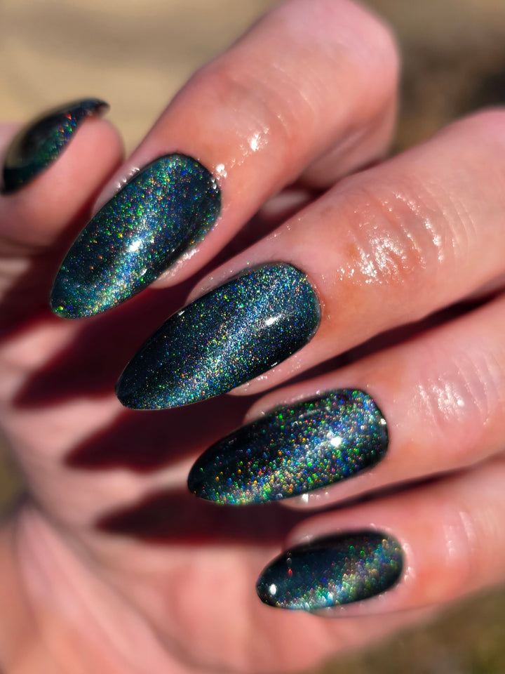 Hunted, Not Hiding (Magnetic) (Gel)