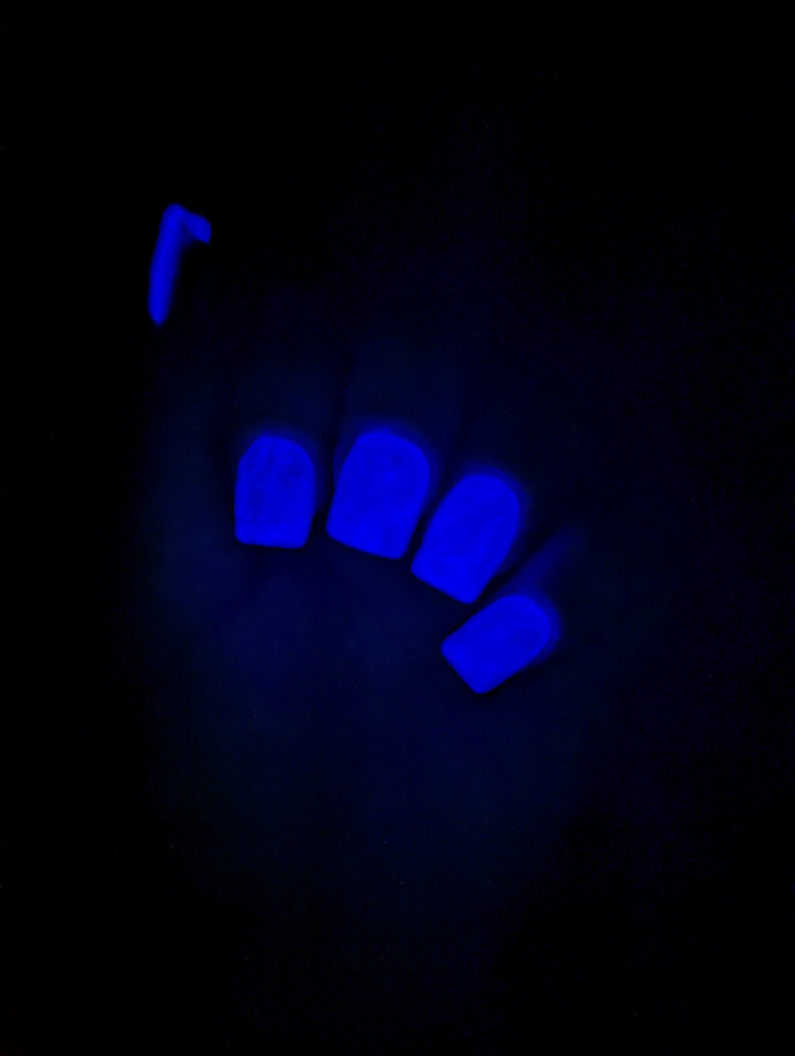 Day 8 - Icy Illusion (Glow) (Gel)