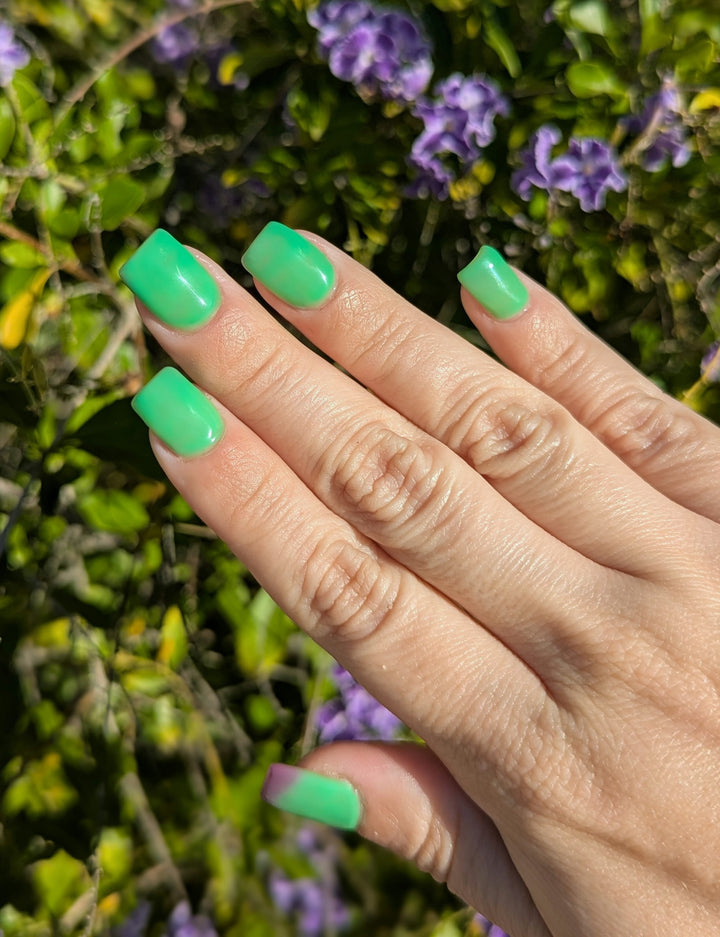 Day 6 - Shifty Little Thing (Gel)