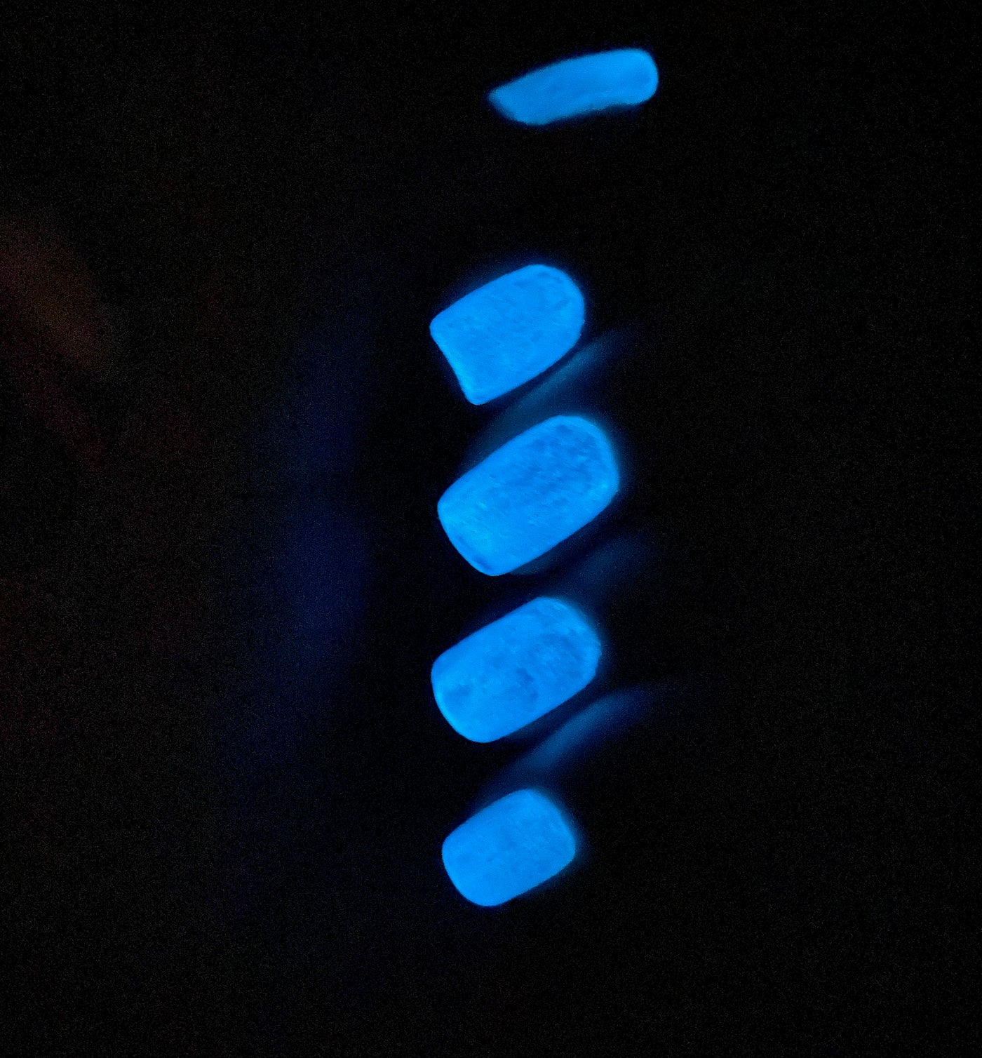 CHILLY RAIN SHOWERS (GEL)