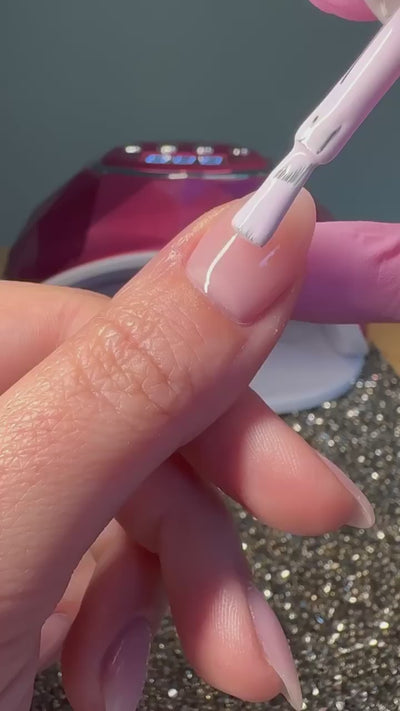 LOVE ME LIKE YOU DO (GEL)