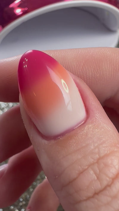 UM YES? (GEL)