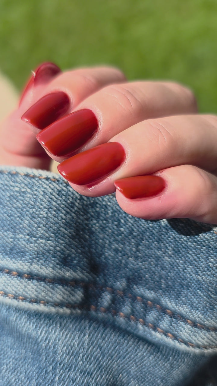 Whispers Of The Castle (Gel)