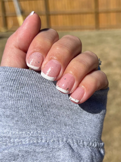 A LITTLE GLAM (GEL)
