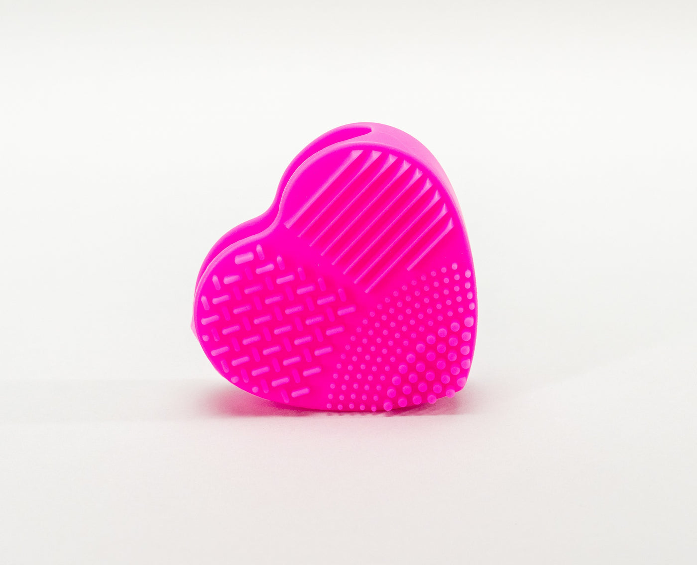 BRUSH CLEANER - HEART SHAPED
