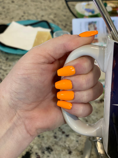 COMIN' IN HOT (GEL)
