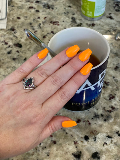 COMIN' IN HOT (GEL)